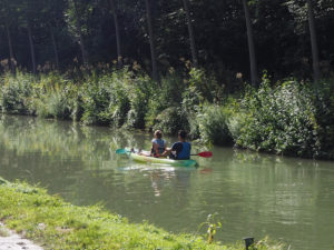 Du kayak sur le canal de l'Ourcq