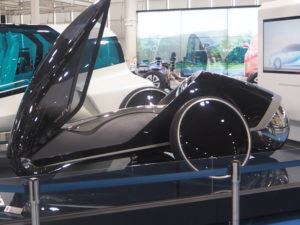  Le scooter du futur Toyota exposée au showroom de Tokyo