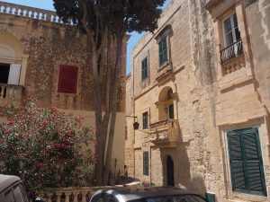 Dans les rues de Mdina à Malte
