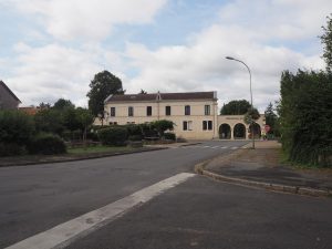 Neuvic, village
