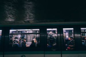 De l'intimité relative dans le métro parisien
