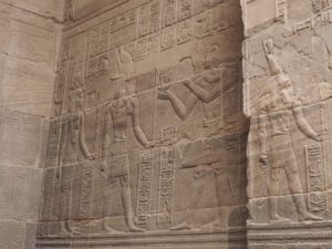 Gravures du temple de Philae