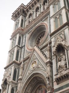 La façade du Duomo à Florence
