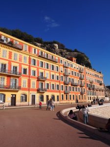 Promenade de bord de mer à Nice