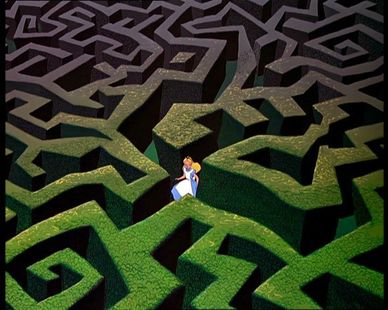 Alice perdue dans un labyrinthe - Alice au pays des merveilles