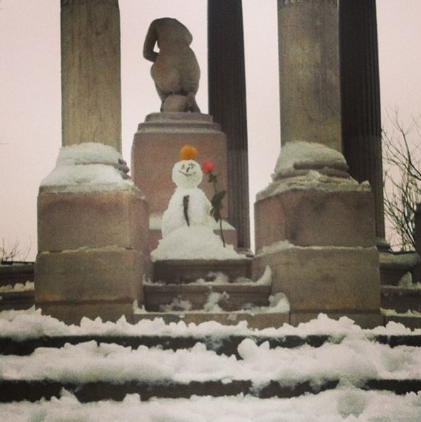 Bonhomme de neige sur l'île de la Jatte