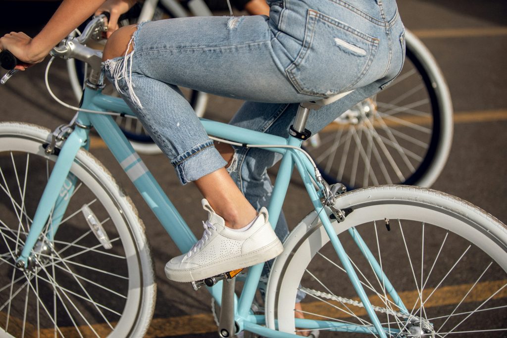 S'activer en faisant du vélo