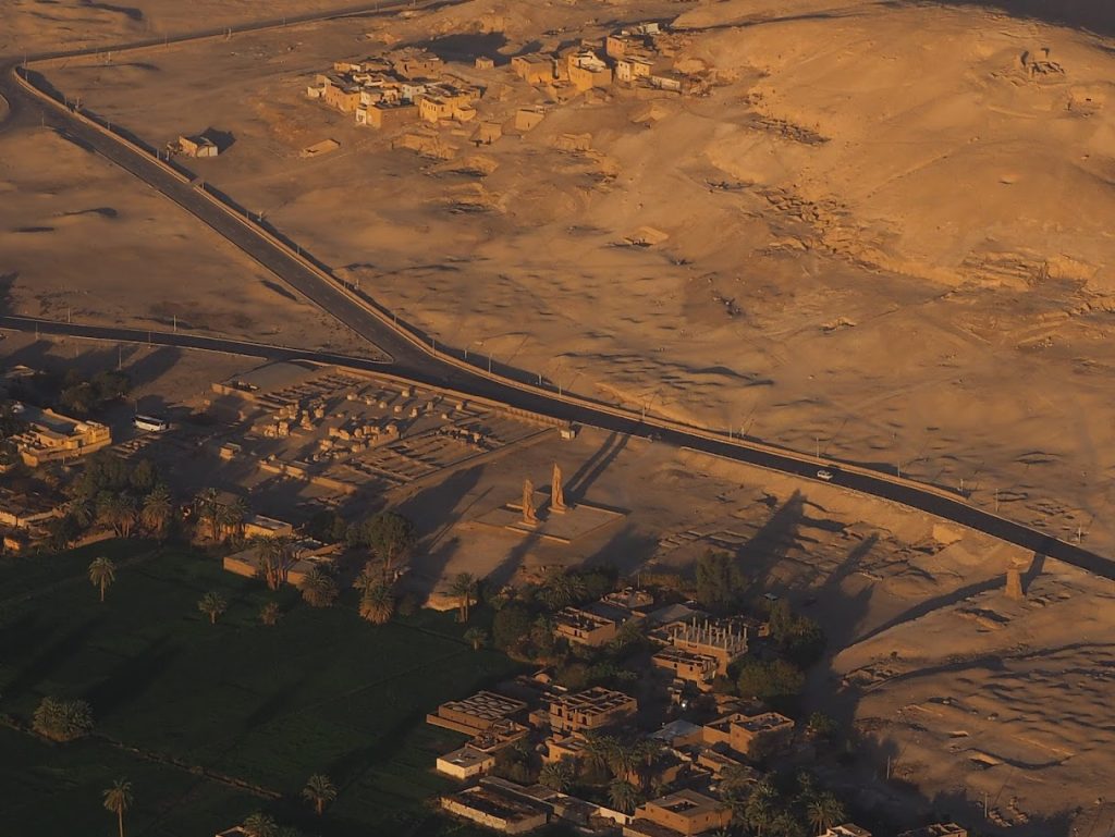 Faire son choix pour poursuivre sa route, photo d'Egypte